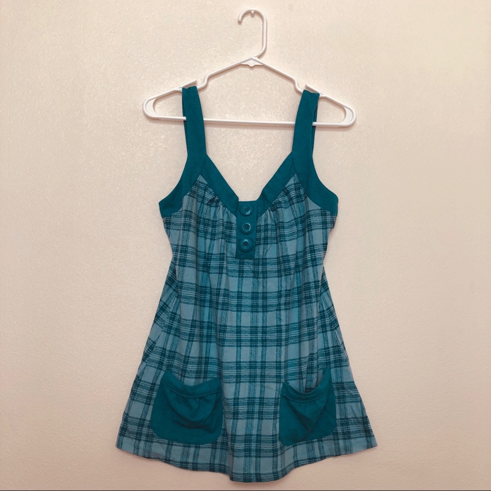 Blue plaid sleeveless top size L